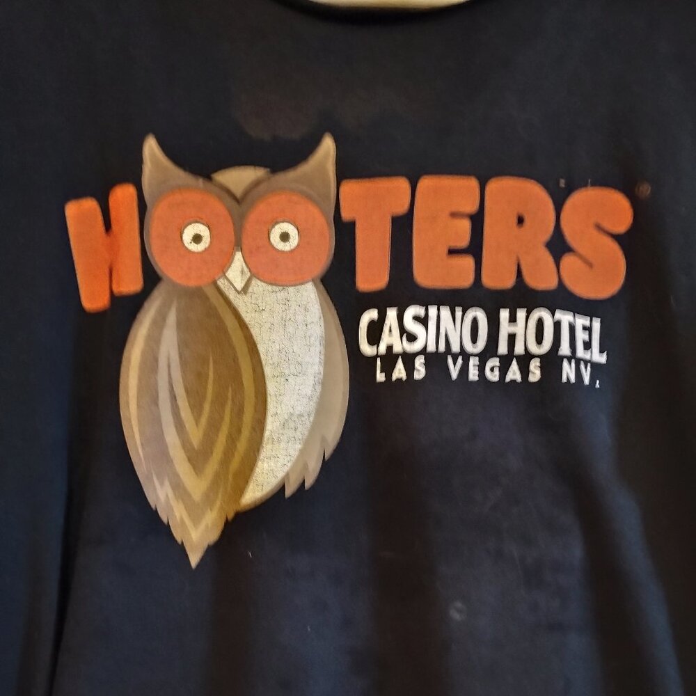 Men's Black Vintage XL Hooter's Restaurant Owl Logo Las Vegas T-Shirt